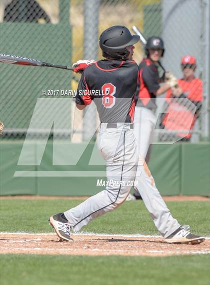 Thumbnail 1 in Sierra Canyon vs. Clackamas (Coach Bob Invitational) photogallery.