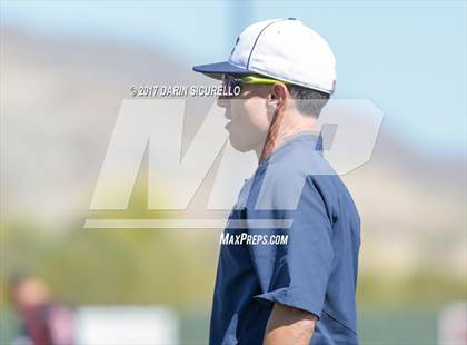 Thumbnail 2 in Sierra Canyon vs. Clackamas (Coach Bob Invitational) photogallery.