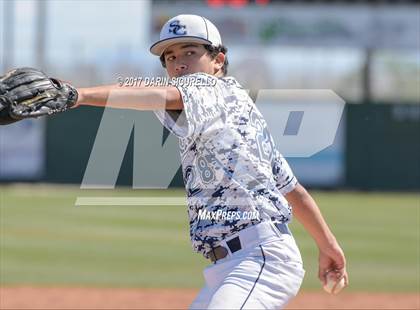 Thumbnail 2 in Sierra Canyon vs. Clackamas (Coach Bob Invitational) photogallery.