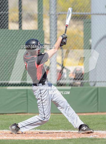Thumbnail 2 in Sierra Canyon vs. Clackamas (Coach Bob Invitational) photogallery.
