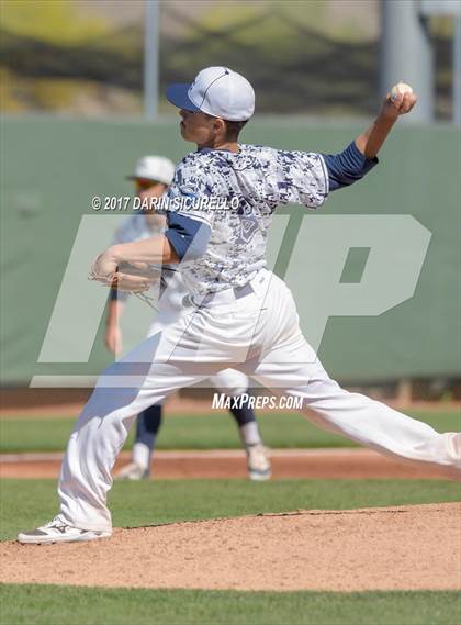 Thumbnail 3 in Sierra Canyon vs. Clackamas (Coach Bob Invitational) photogallery.