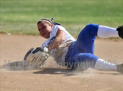 Thumbnail 1 in Fallbrook @ Rancho Bernardo photogallery.