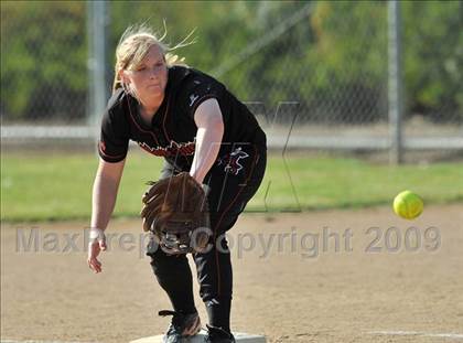 Thumbnail 3 in Fallbrook @ Rancho Bernardo photogallery.