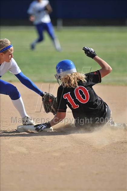 Thumbnail 3 in Fallbrook @ Rancho Bernardo photogallery.