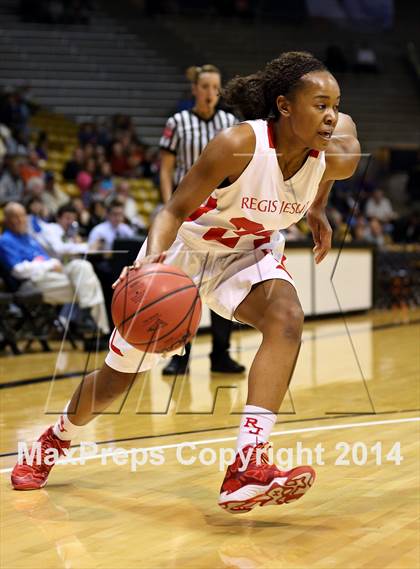 Thumbnail 2 in Poudre vs. Regis Jesuit (CHSAA 5A Semifinal) photogallery.