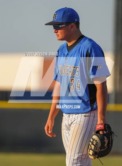 Thumbnail 1 in Seton Catholic @ Mesquite (AIA 4A Quarterfinals) photogallery.