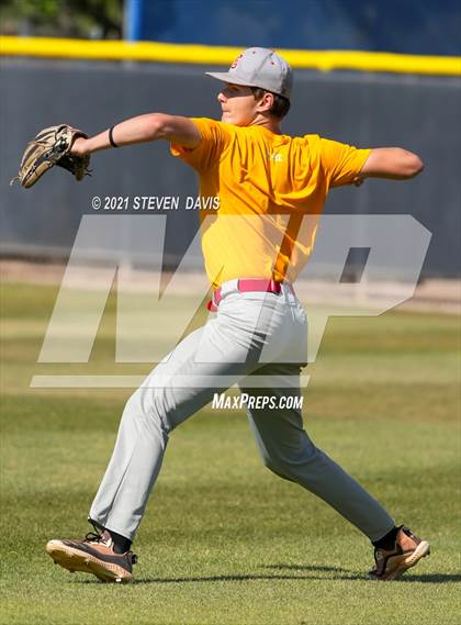 Thumbnail 1 in Seton Catholic @ Mesquite (AIA 4A Quarterfinals) photogallery.