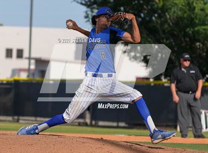 Thumbnail 3 in Seton Catholic @ Mesquite (AIA 4A Quarterfinals) photogallery.
