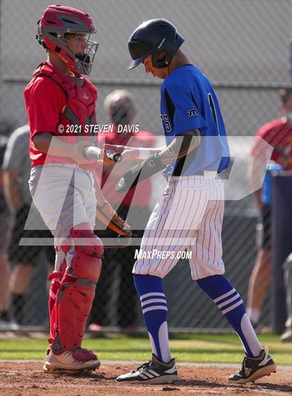 Thumbnail 2 in Seton Catholic @ Mesquite (AIA 4A Quarterfinals) photogallery.
