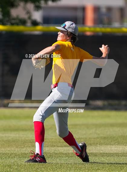 Thumbnail 3 in Seton Catholic @ Mesquite (AIA 4A Quarterfinals) photogallery.