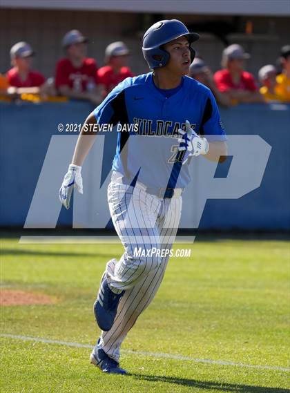 Thumbnail 3 in Seton Catholic @ Mesquite (AIA 4A Quarterfinals) photogallery.