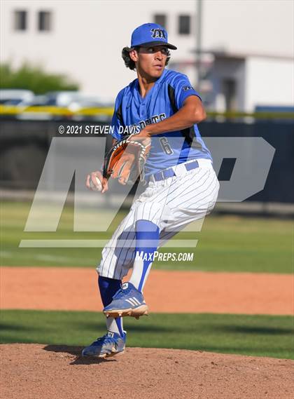 Thumbnail 2 in Seton Catholic @ Mesquite (AIA 4A Quarterfinals) photogallery.
