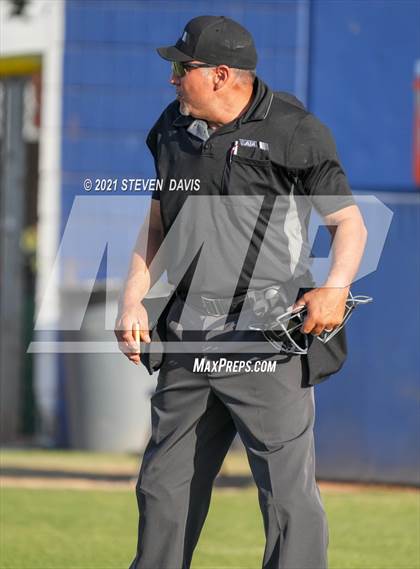 Thumbnail 3 in Seton Catholic @ Mesquite (AIA 4A Quarterfinals) photogallery.