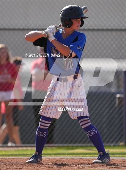 Thumbnail 3 in Seton Catholic @ Mesquite (AIA 4A Quarterfinals) photogallery.