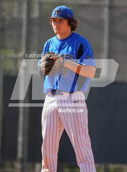Thumbnail 1 in Seton Catholic @ Mesquite (AIA 4A Quarterfinals) photogallery.