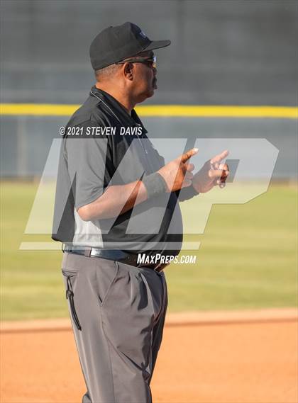 Thumbnail 1 in Seton Catholic @ Mesquite (AIA 4A Quarterfinals) photogallery.