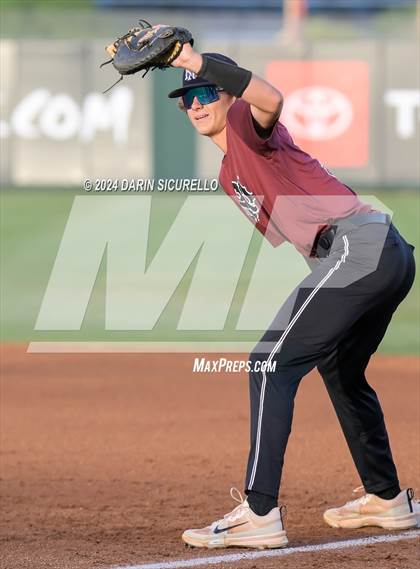 Thumbnail 1 in Queen Creek vs. Mountain Ridge (AIA 6A Round 3A Playoffs) photogallery.