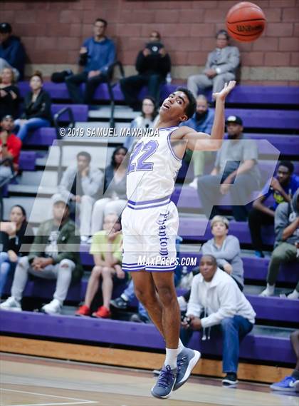 Thumbnail 1 in Cathedral vs  Arcadia (Greatest Showcase on Earth) photogallery.