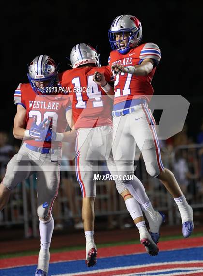 Thumbnail 2 in Westlake vs Akins photogallery.