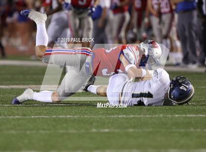 Thumbnail 3 in Westlake vs Akins photogallery.