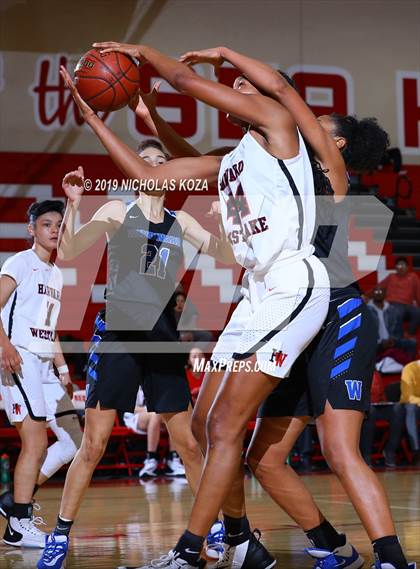 Thumbnail 1 in Harvard-Westlake vs. Windward (Battle at the Beach) photogallery.