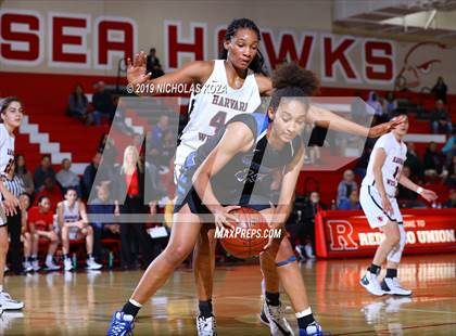 Thumbnail 2 in Harvard-Westlake vs. Windward (Battle at the Beach) photogallery.
