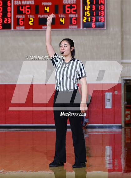 Thumbnail 3 in Harvard-Westlake vs. Windward (Battle at the Beach) photogallery.