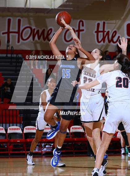Thumbnail 3 in Harvard-Westlake vs. Windward (Battle at the Beach) photogallery.