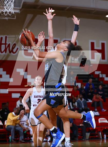 Thumbnail 1 in Harvard-Westlake vs. Windward (Battle at the Beach) photogallery.