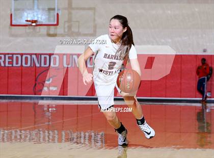 Thumbnail 3 in Harvard-Westlake vs. Windward (Battle at the Beach) photogallery.