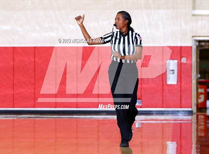 Thumbnail 2 in Harvard-Westlake vs. Windward (Battle at the Beach) photogallery.