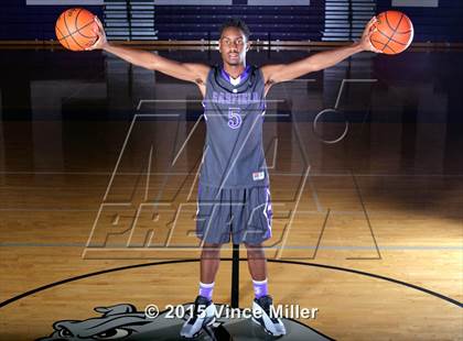 Thumbnail 1 in Garfield (Preseason Early Contenders Photo Shoot) photogallery.
