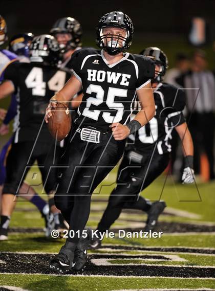 Thumbnail 3 in Howe vs. Edgewood (UIL 3A Division 2 Region 2 Bi-District Playoff) photogallery.