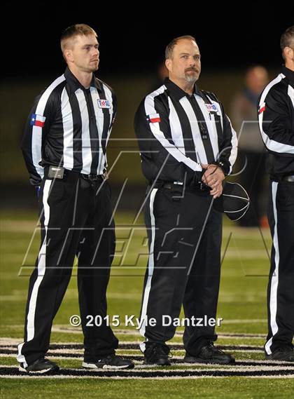 Thumbnail 2 in Howe vs. Edgewood (UIL 3A Division 2 Region 2 Bi-District Playoff) photogallery.