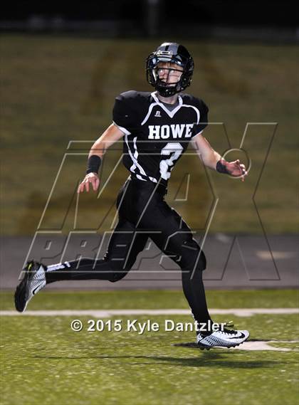 Thumbnail 1 in Howe vs. Edgewood (UIL 3A Division 2 Region 2 Bi-District Playoff) photogallery.