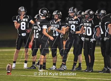 Thumbnail 1 in Howe vs. Edgewood (UIL 3A Division 2 Region 2 Bi-District Playoff) photogallery.