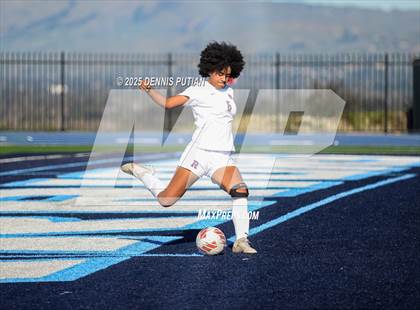 Thumbnail 1 in Archbishop Riordan @ Valley Christian photogallery.
