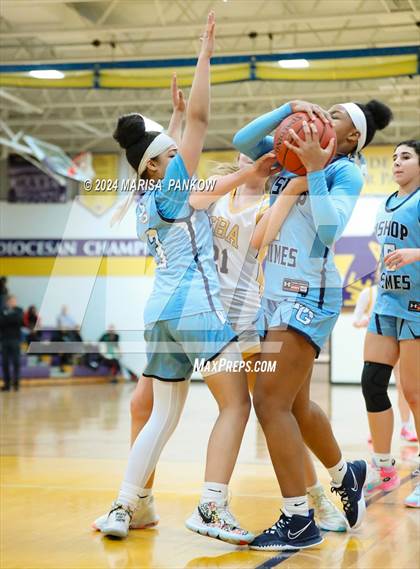 Thumbnail 3 in Bishop Grimes vs Christian Brothers Academy photogallery.