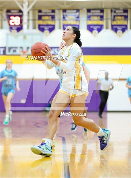 Thumbnail 3 in Bishop Grimes vs Christian Brothers Academy photogallery.