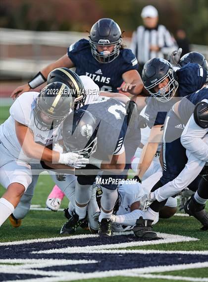 Thumbnail 1 in Syracuse vs. Lone Peak photogallery.