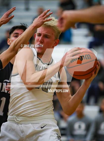 Thumbnail 2 in Onate @ Volcano Vista (NMAA 6A 1st Round) photogallery.