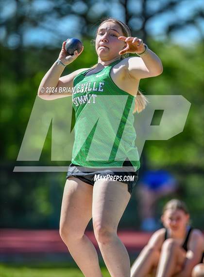 Thumbnail 2 in FR: AAA 2A-1 District Meet (Shot Put) photogallery.