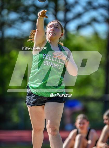 Thumbnail 1 in FR: AAA 2A-1 District Meet (Shot Put) photogallery.