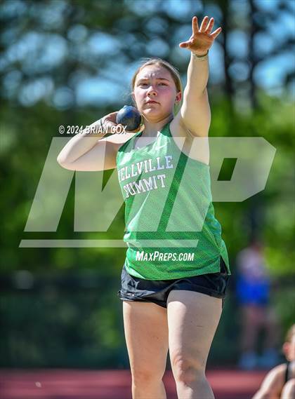 Thumbnail 3 in FR: AAA 2A-1 District Meet (Shot Put) photogallery.