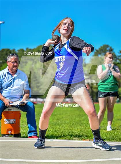 Thumbnail 2 in FR: AAA 2A-1 District Meet (Shot Put) photogallery.