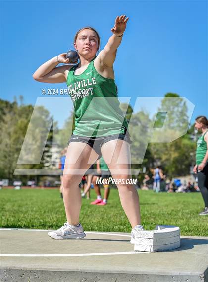 Thumbnail 2 in FR: AAA 2A-1 District Meet (Shot Put) photogallery.