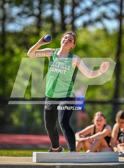 Thumbnail 2 in FR: AAA 2A-1 District Meet (Shot Put) photogallery.