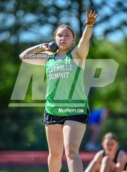 Thumbnail 2 in FR: AAA 2A-1 District Meet (Shot Put) photogallery.