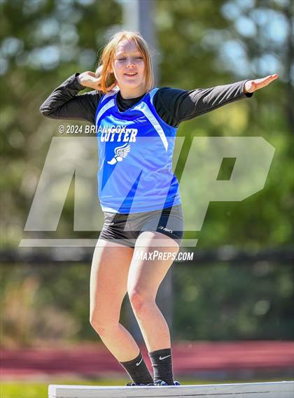 Thumbnail 2 in FR: AAA 2A-1 District Meet (Shot Put) photogallery.