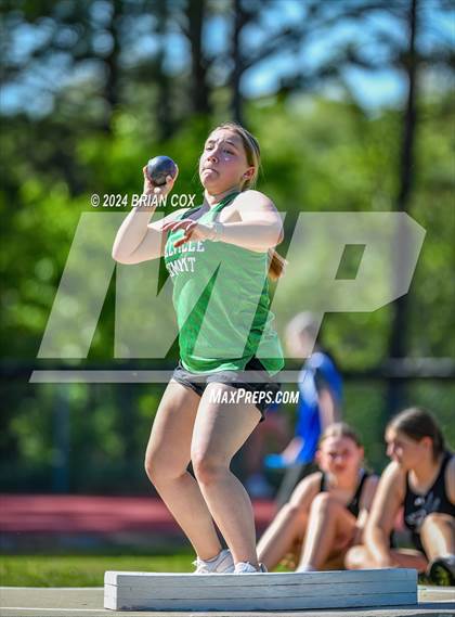 Fr: AAA 2A-1 District Meet (Shot Put) Thumbnails